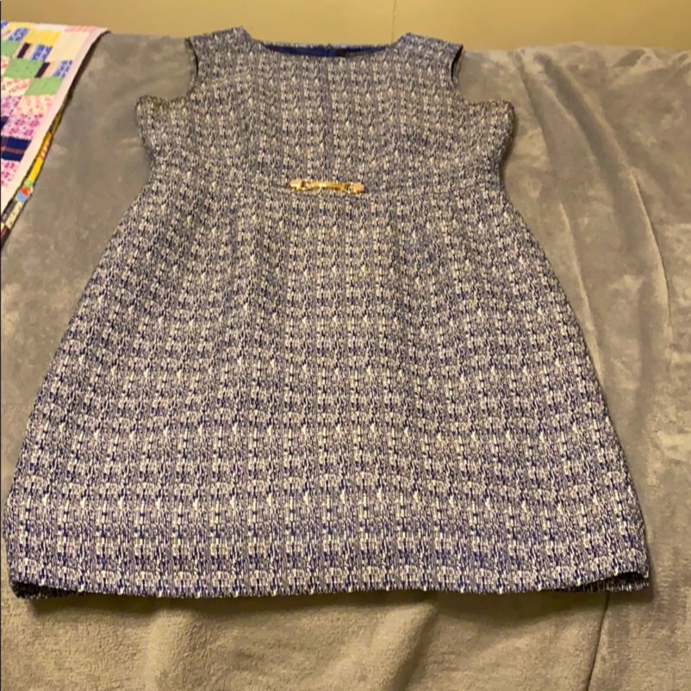 Tahari Size 12 tailored lined sleeveless dress